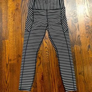 Athleta Stripe Contender 7/8 Tight